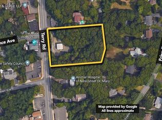 Terry Rd, Smithtown, NY 11787