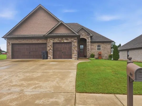 723 Karah Avery Ave, Rogersville, AL 35652