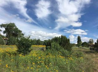 550 Valle Chamiso Ln, Santa Fe, NM 87505