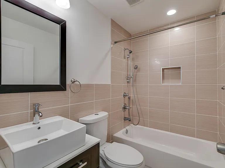 2522 Federal St #3 — Photo 10