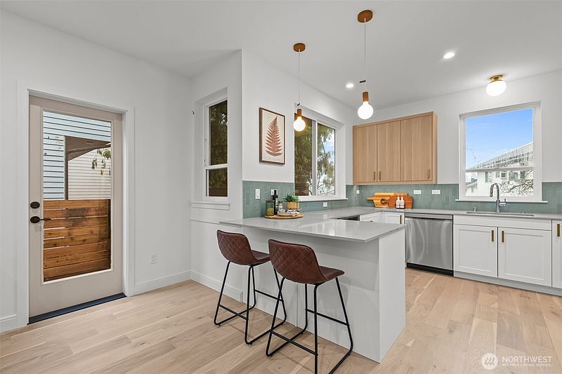5th image of 3538 S Dawson Street