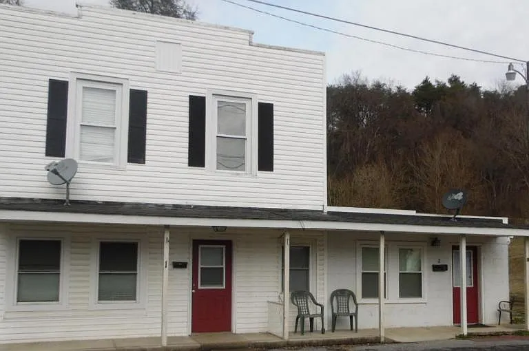749 Orchard Ave #2 — Photo 1