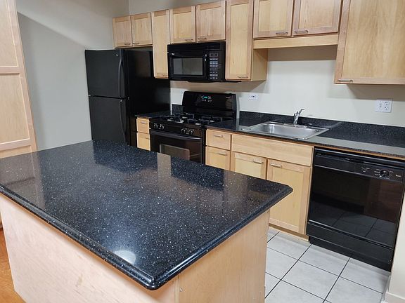 4th image of 20 N State St APT 803