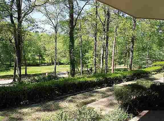 2nd image of 19053 Lakeshore Dr