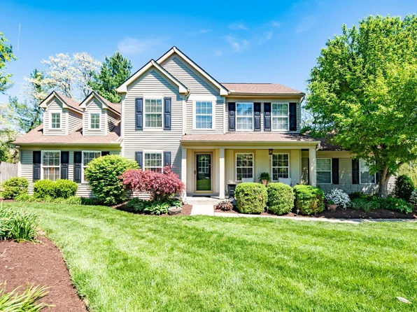 5504 Carry Back Dr, Burlington, KY 41005