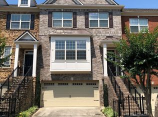 6010 Manchester Cir, Roswell, GA 30075