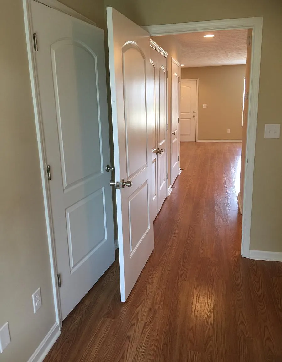 125 Idlewood Ct — Photo 3