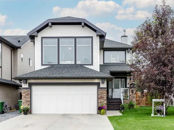 42 W Kingsland Pl SE, Airdrie, AB T4A 0C7