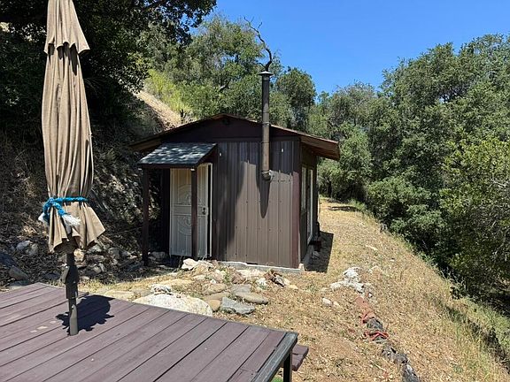 4th image of 3055 Colson Canyon Rd