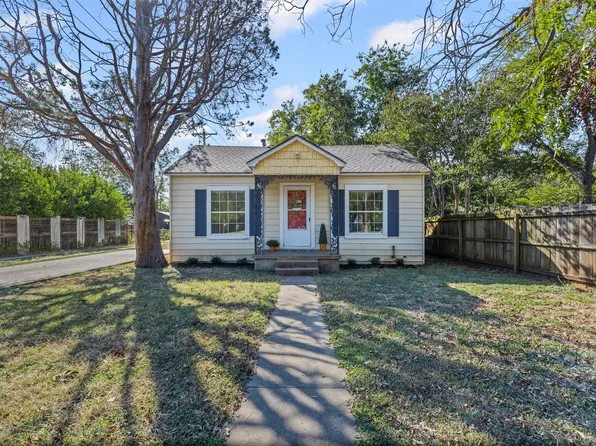 603 W 2nd St, Cleburne, TX 76033