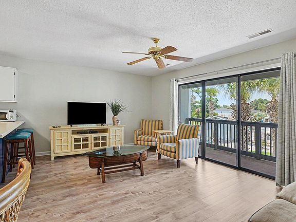 5th image of 1891 Colony Dr APT 13D