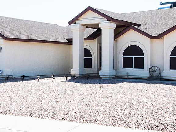 2nd image of 7709 W San Miguel Ave