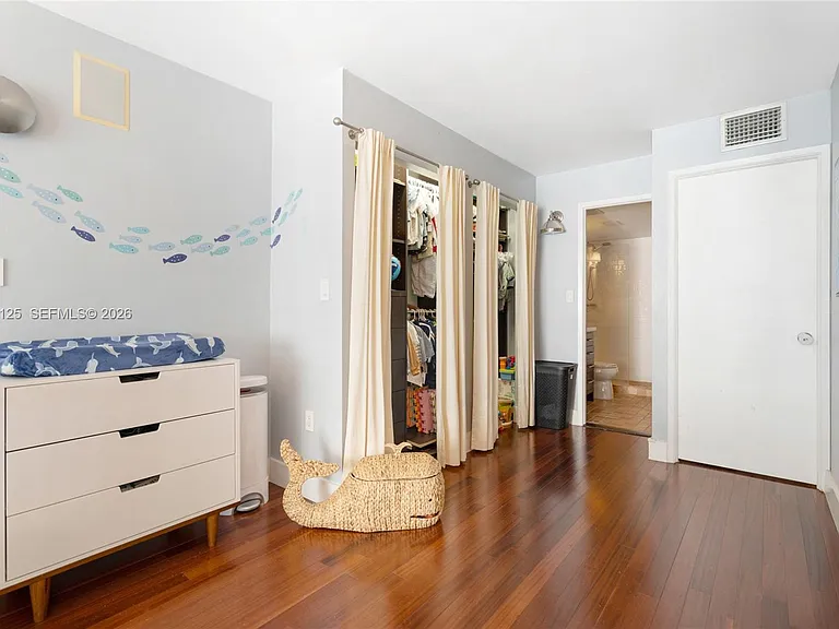 600 NE 36th St #2 — Photo 34