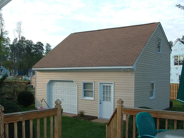 detached garage