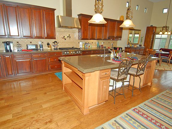 3rd image of 7660 S La Corta Dr