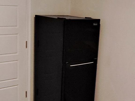 5th image of 4 Burgess Pl