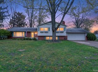 73666 Floral St, Armada, MI 48005