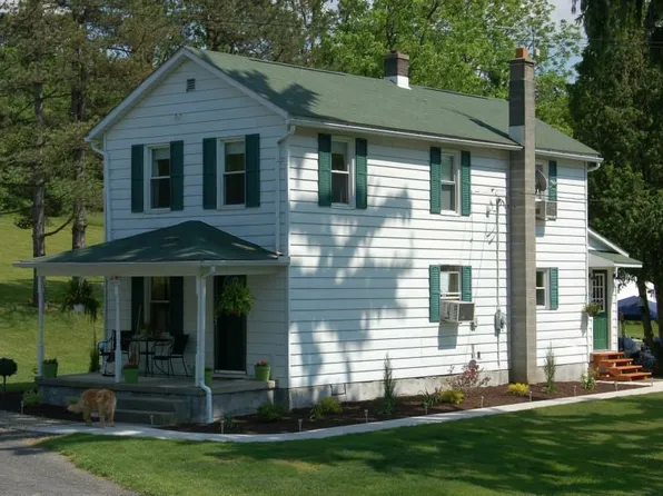 324 Thomas Rd, Berwick, PA 18603