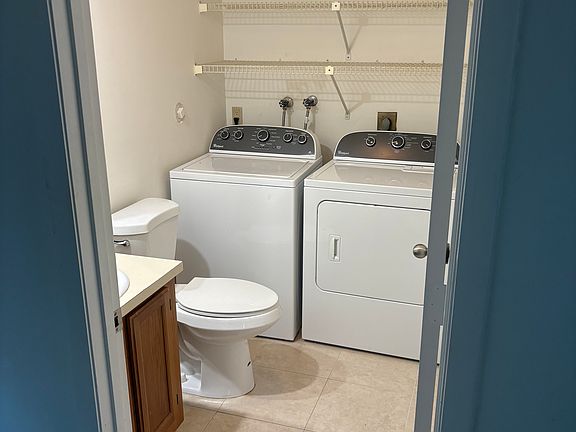 4th image of 5779 SE Windsong Ln #606