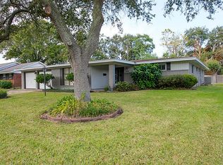 922 San Jacinto Ave, Texas City, TX 77590