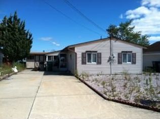 8 W Thames Rd, Little Egg Harbor, NJ 08087