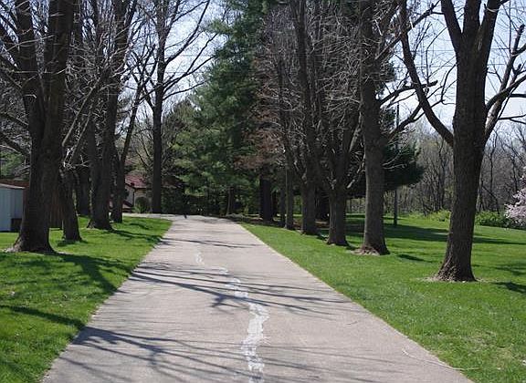 2nd image of 49 Trout Dr