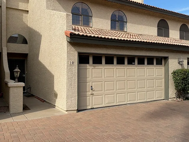 2142 E Turney Ave #10 — Photo 1