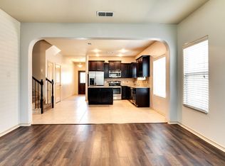 809 Santa Rosa Dr, Fort Worth, TX 76052