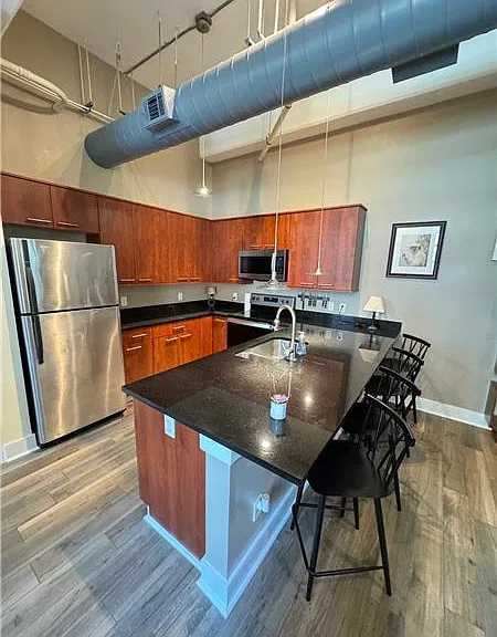 528 Selma St #B — Photo 10
