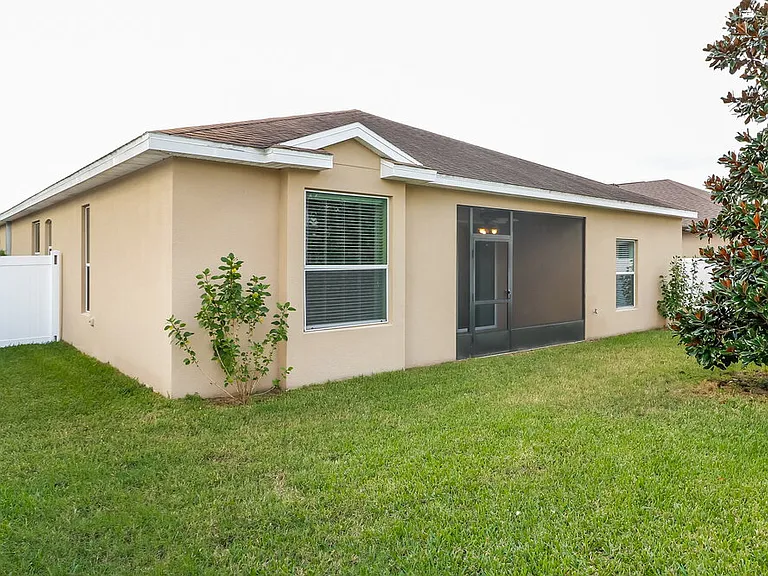 12307 Cricklewood Dr — Photo 16