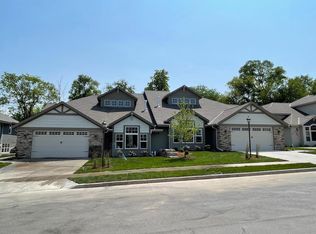 3605 Hawthorn Hill Dr #1, Waukesha, WI 53188