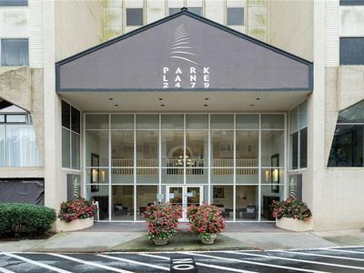 2479 Peachtree Rd NE APT 1105, Atlanta, GA, 30305