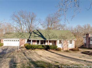 1616 E Shadowridge Dr, Fayetteville, AR 72701
