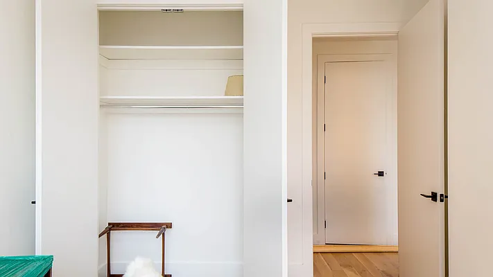 Rented by Nooklyn NYC LLC | media 65