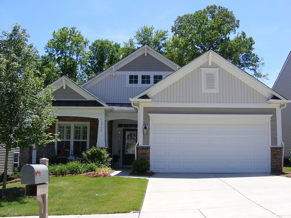 Beautiful Bungalow in highly desireable Lawson