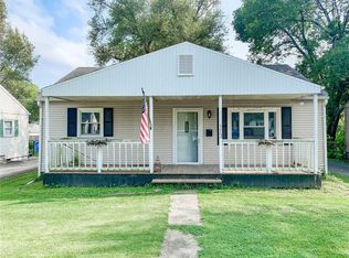 113 Macarthur Blvd, Pana, IL 62557