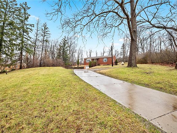 2nd image of 134 Baldwin Rd