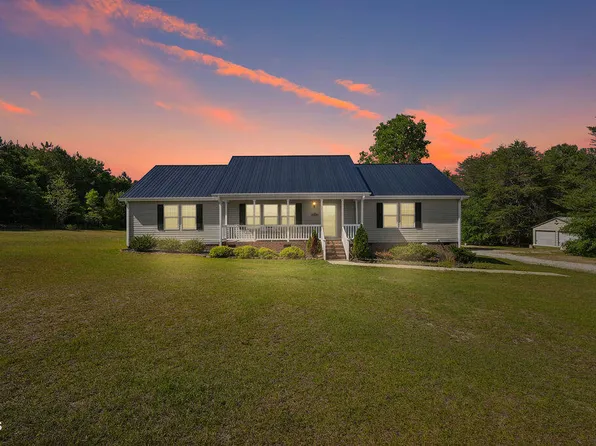 68 Sparky Ln, Broadway, NC 27505