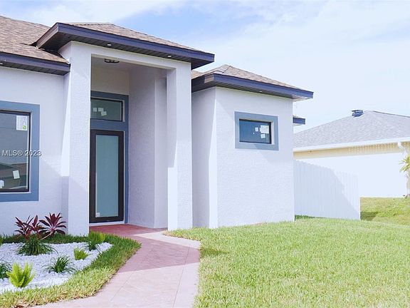 2nd image of 626 NE 1st Pl