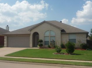 4115 Highgrove Dr, Arlington, TX 76001