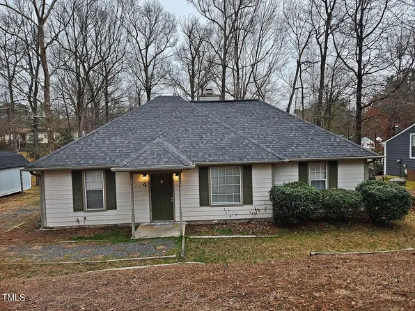 4 Howlett Pl, Durham, NC 27703