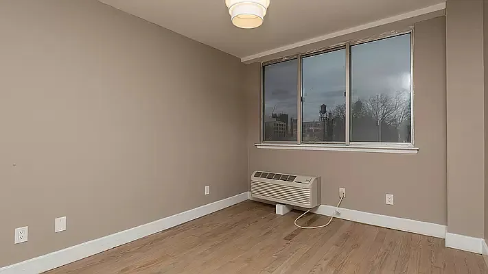 Rented by Nooklyn NYC LLC | media 63