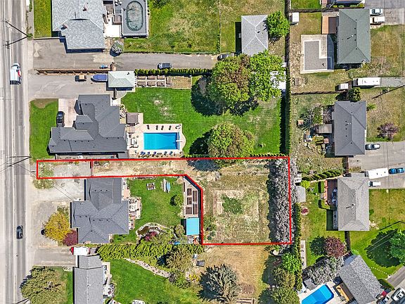 3rd image of 2029 Parkcrest Ave