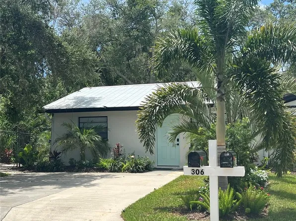 306 19th St E, Bradenton, FL 34208