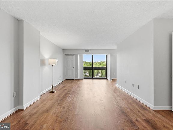 5th image of 5300 Holmes Run Pkwy APT 707