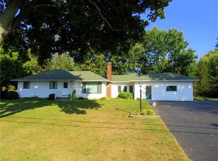 6846 County Line Rd, Ontario, NY 14519