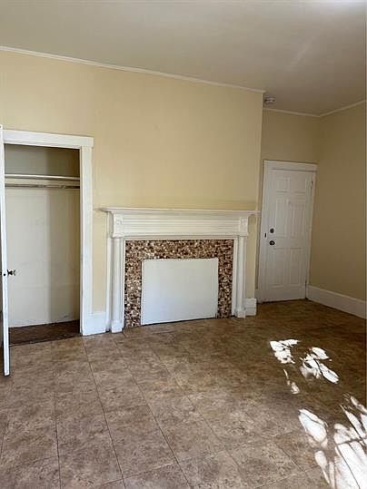 2nd image of 371 County St