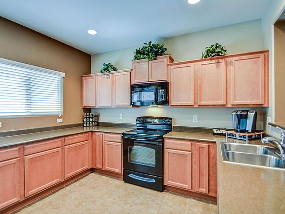 2nd image of 7567 W Sonoma Way