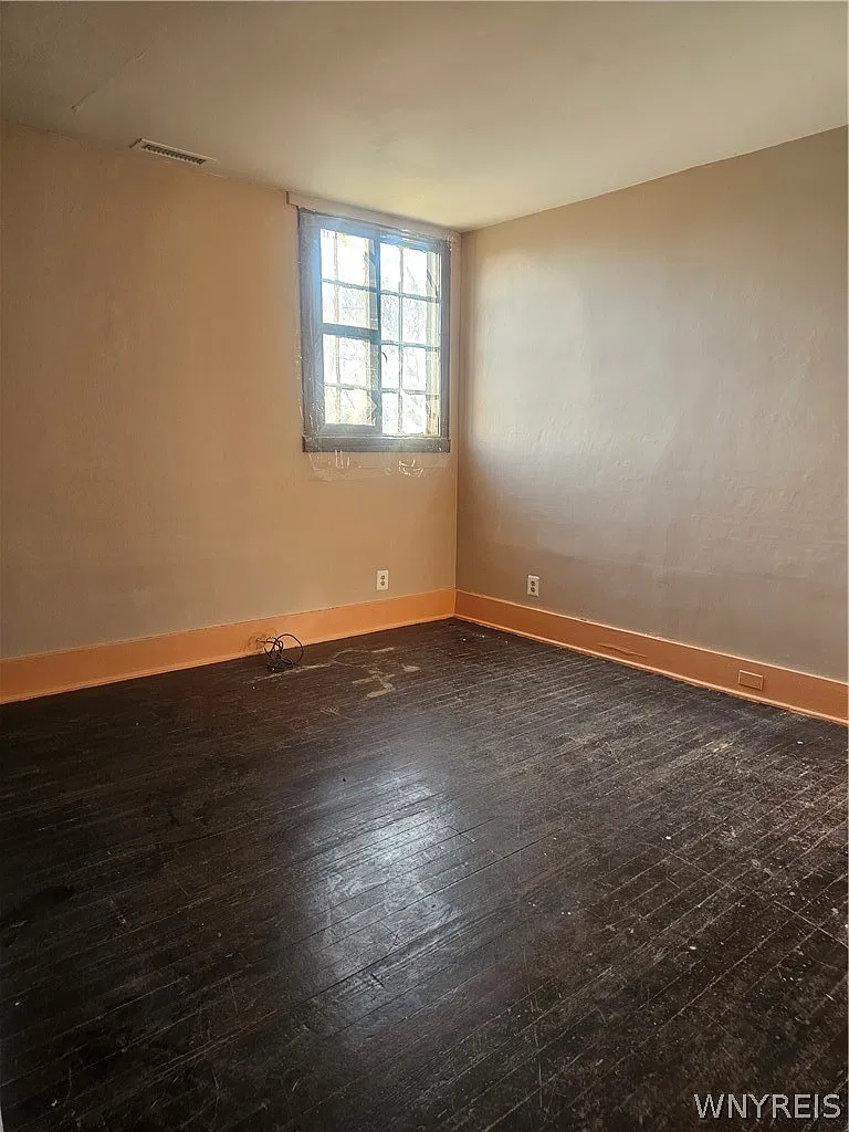 1 bed, 1.0 bath, 1000 sqft, $900 — Photo 3