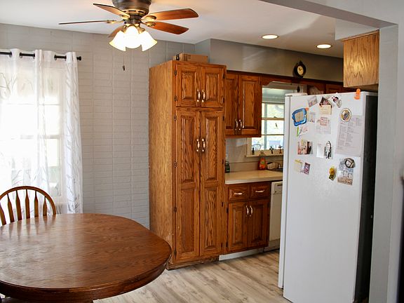 4th image of 6536 Parkside Dr